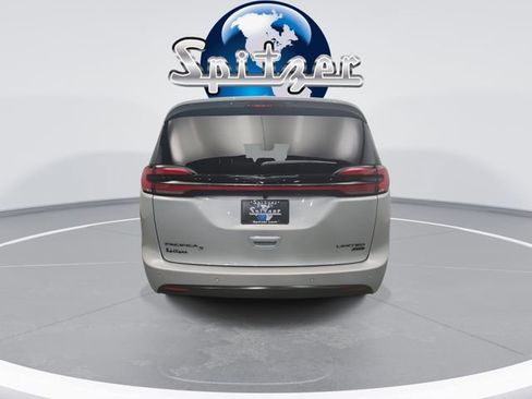 New 2026 Chrysler Pacifica Limited w/ S Appearance Package image 8