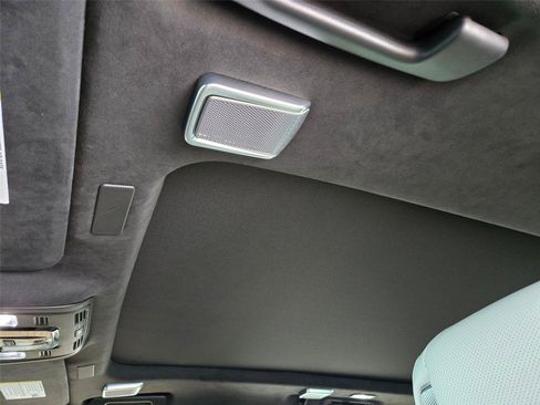New 2026 Cadillac Escalade ESV Platinum Sport w/ LPO, Floor Liner Package AWD/4WD image 9