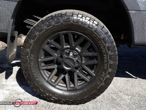 Used 2020 Ford F350 Lariat image 12