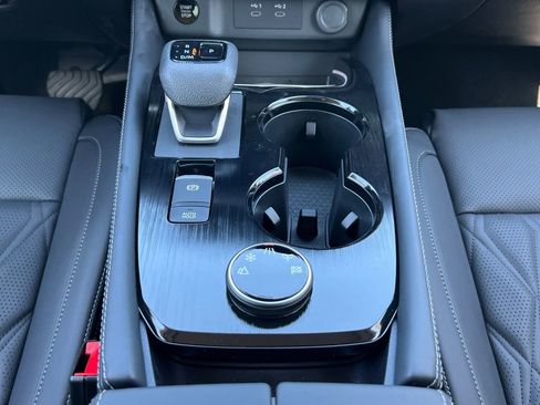 New 2026 Nissan Rogue Platinum AWD/4WD image 12