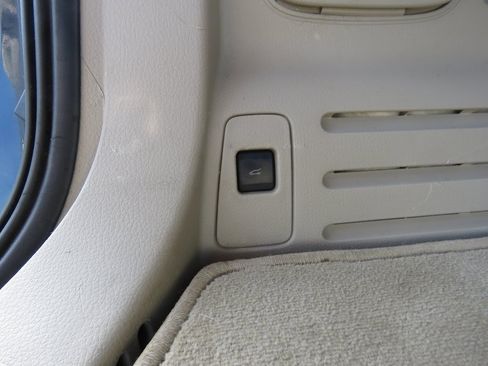 Used 2014 Lincoln MKX AWD w/ Equipment Group 101A image 17