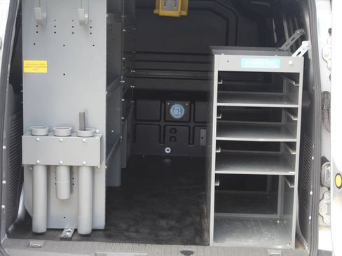 Used 2021 Ford Transit Connect XLT image 24