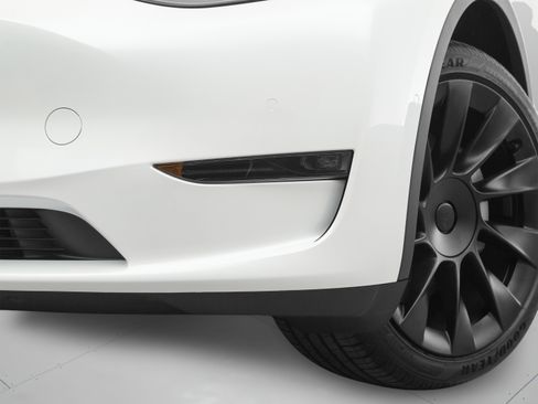 Used 2021 Tesla Model Y Long Range AWD/4WD image 58