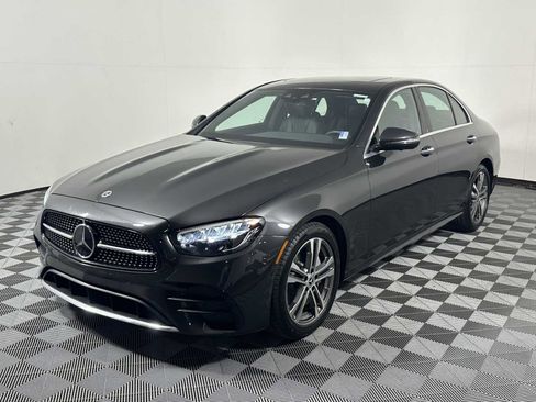 Used 2022 Mercedes-Benz E 350 Sedan image 3