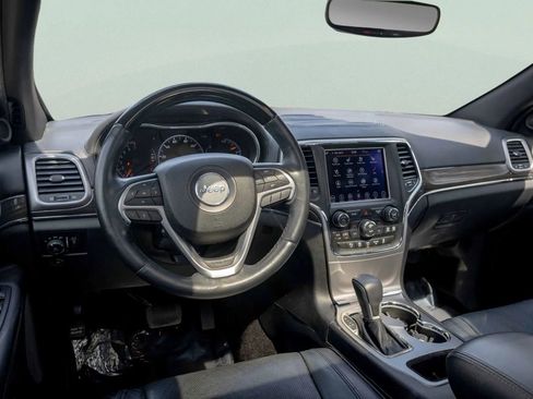 Used 2018 Jeep Grand Cherokee Overland image 35