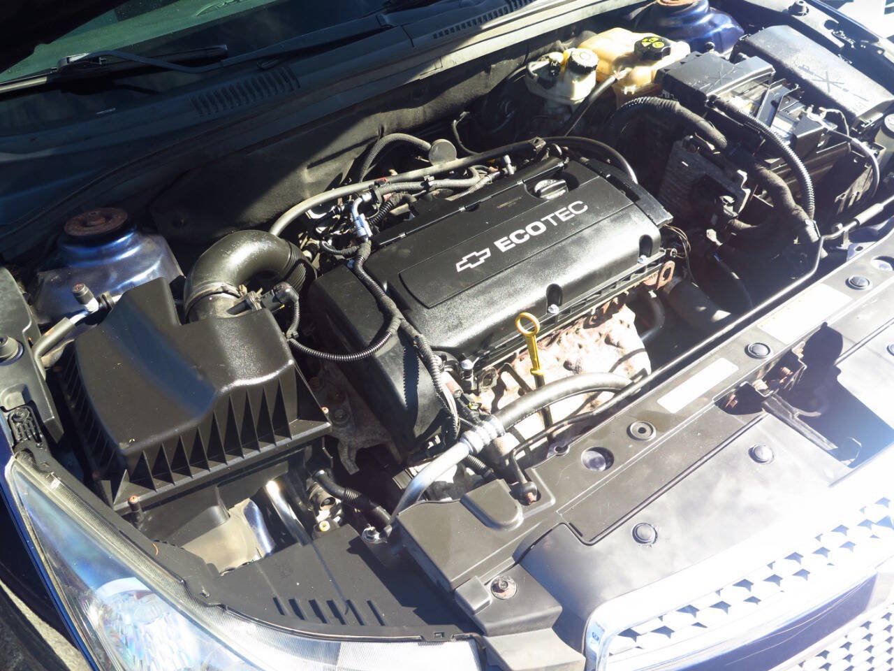 Used 2011 Chevrolet Cruze LS w/ Connectivity Package FWD image 36