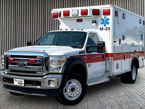 Used 2016 Ford F450 XLT RWD image 1