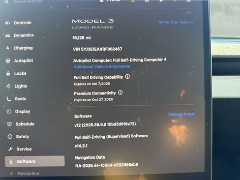 Used 2024 Tesla Model 3 Long Range image 25