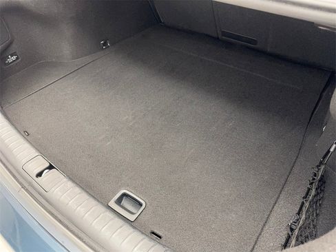 Used 2025 Genesis G70 2.5T image 81