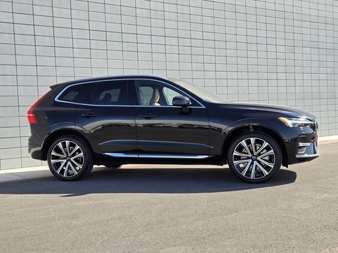 Used 2023 Volvo XC60 T8 Ultimate w/ Climate Package AWD/4WD image 6