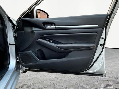 Certified 2023 Nissan Altima 2.5 SV FWD image 27