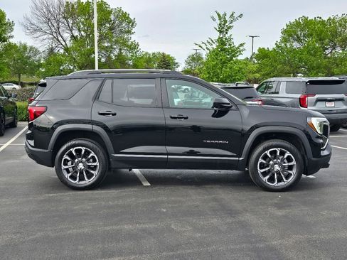 New 2026 GMC Terrain Elevation w/ Elevation Premium Package AWD/4WD image 11
