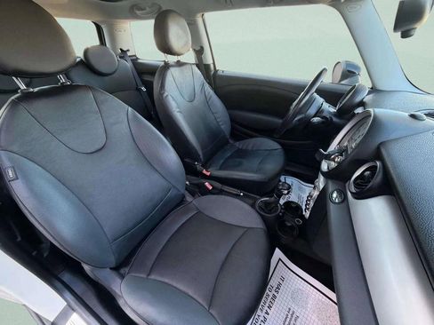 Used 2010 MINI Cooper Hardtop image 9