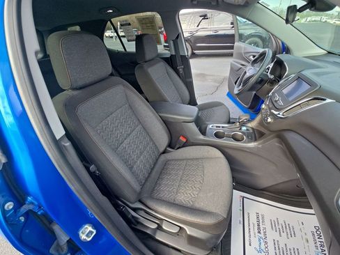 Used 2024 Chevrolet Equinox LT image 30