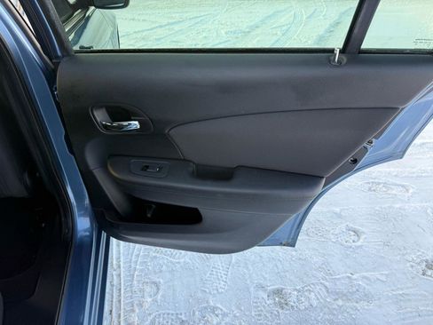 Used 2011 Chrysler 200 Touring w/ Cold Weather Group FWD image 16