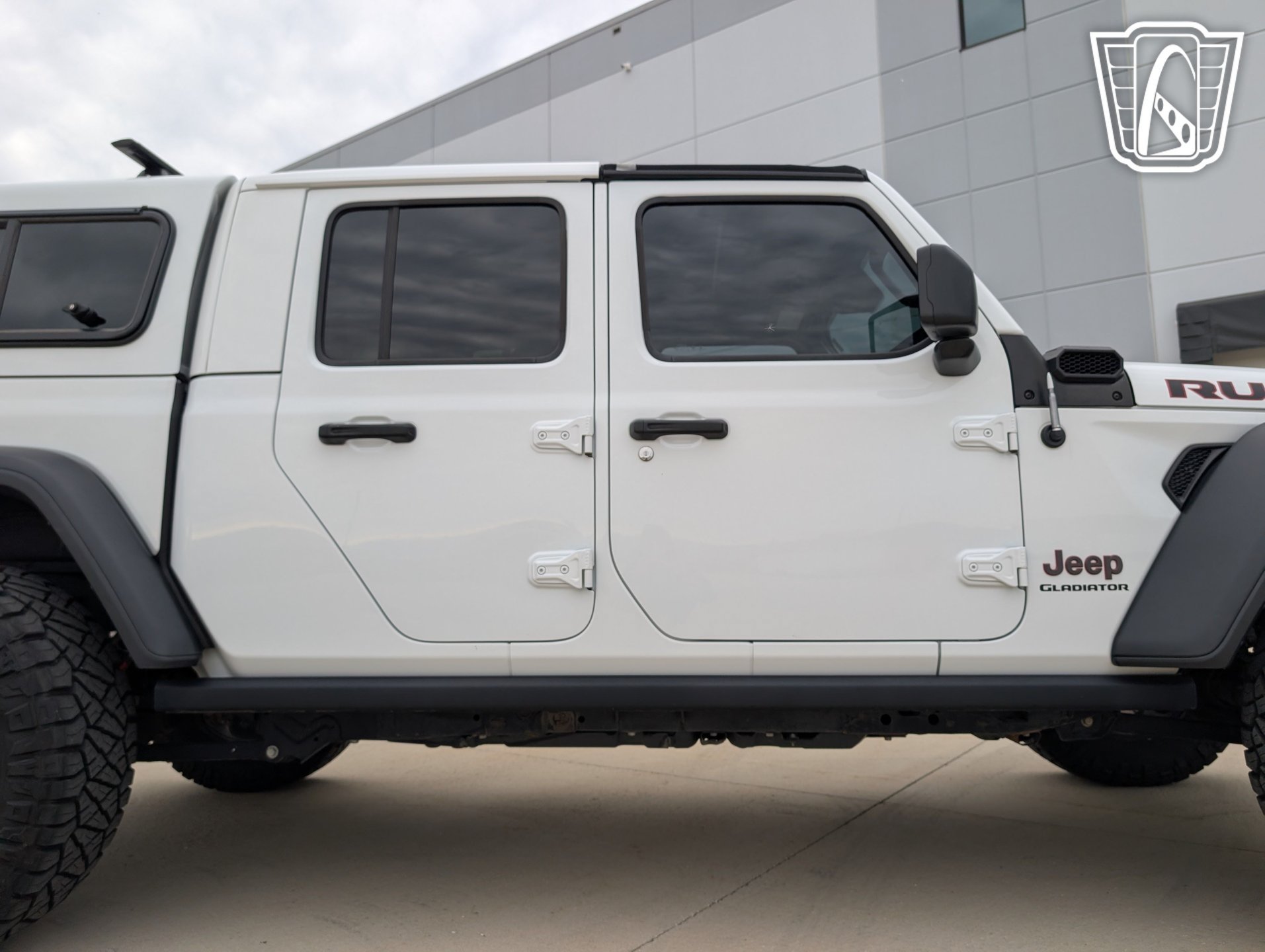 Used 2021 Jeep Gladiator Rubicon w/ Cold Weather Group AWD/4WD image 40