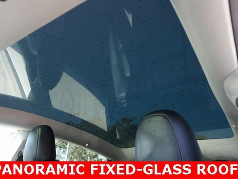 Used 2024 Tesla Model Y Long Range image 6