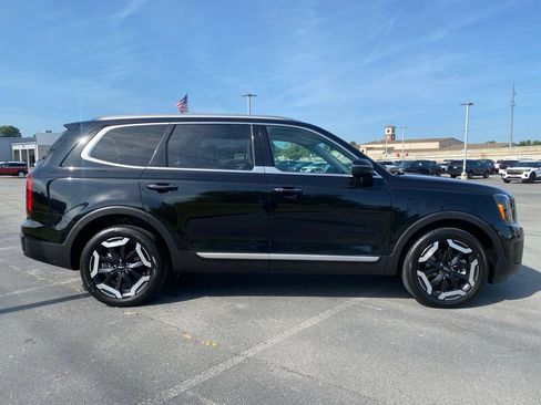 Used 2025 Kia Telluride S AWD/4WD image 8