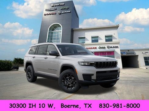 New 2025 Jeep Grand Cherokee L Altitude RWD image 5
