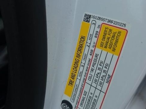 Used 2024 Chevrolet Malibu LS FWD image 31