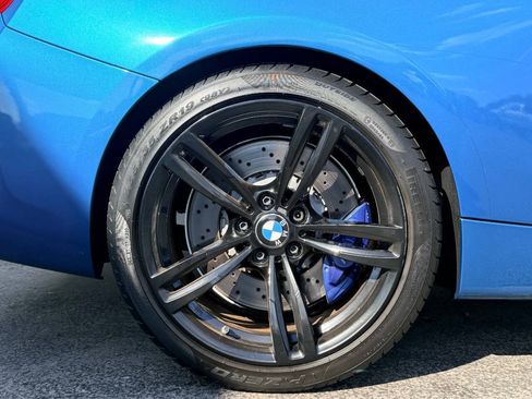 Used 2017 BMW M2 RWD image 12