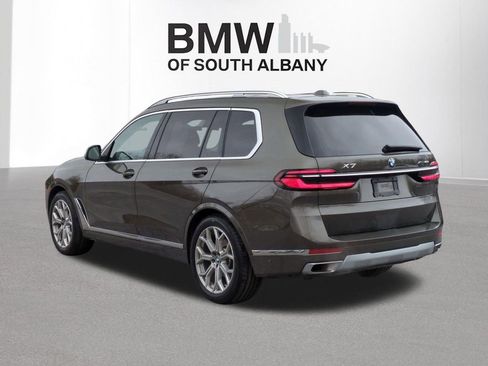 Certified 2024 BMW X7 xDrive40i w/ Executive Package image 5