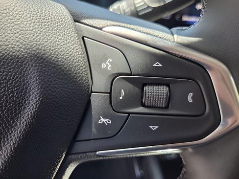 New 2026 Chevrolet TrailBlazer LT w/ Midnight Edition FWD image 24