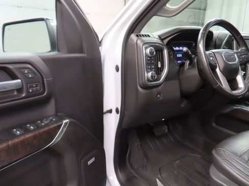 Used 2020 GMC Sierra 1500 Denali w/ Driver Alert Package II AWD/4WD image 52