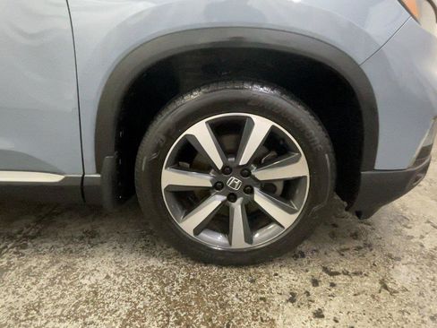 Certified 2023 Honda Pilot Touring image 16