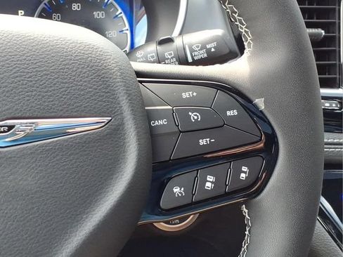 New 2026 Chrysler Pacifica Limited w/ S Appearance Package AWD/4WD image 24