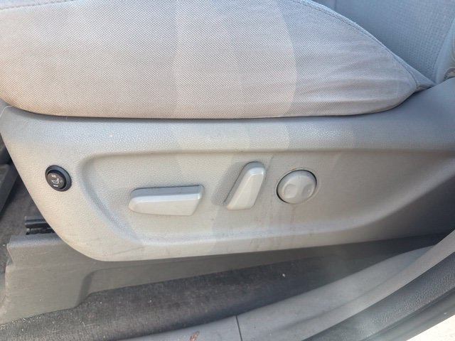 Used 2016 Kia Sedona LX FWD image 16