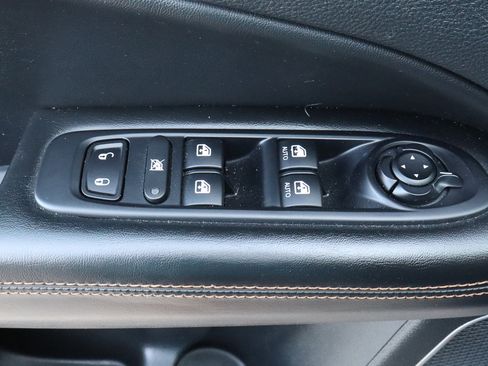 Used 2021 Jeep Compass Limited w/ Elite Interior Group image 15