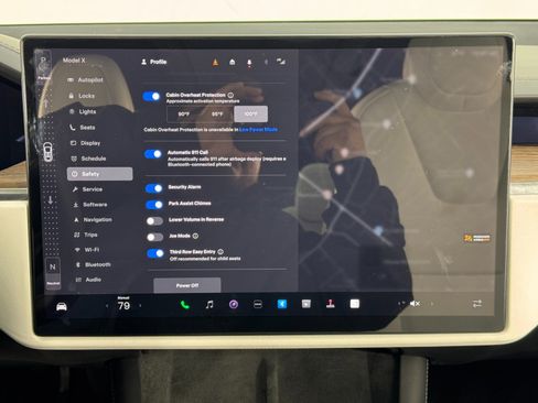 Used 2022 Tesla Model X image 29