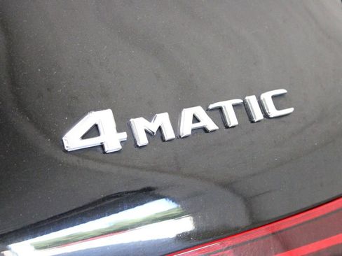 Used 2020 Mercedes-Benz GLC 300 GLC 300 image 41