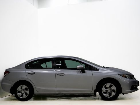 Used 2014 Honda Civic LX image 4