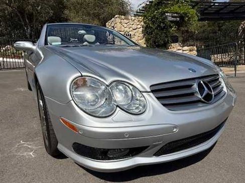 Used 2005 Mercedes-Benz SL 600 image 10