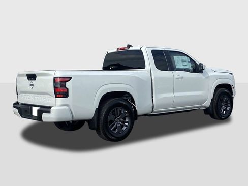 New 2025 Nissan Frontier SV RWD image 4