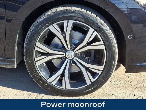 Used 2020 Volkswagen Passat 2.0T SEL image 10