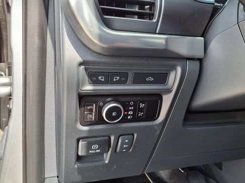 Used 2023 Ford F150 Lariat w/ Equipment Group 502A High AWD/4WD image 27