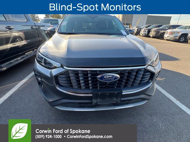 Used 2024 Ford Escape Platinum AWD/4WD image 3