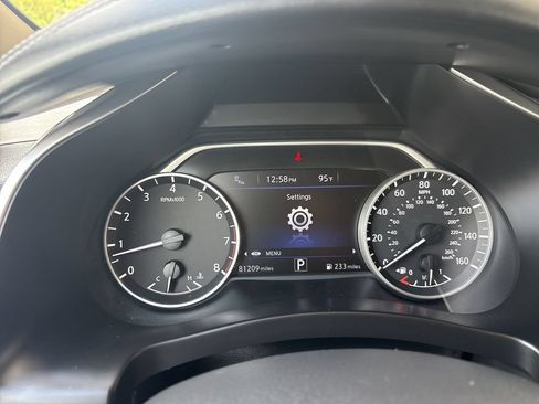 Used 2018 Nissan Murano SL w/ Cargo Package FWD image 11