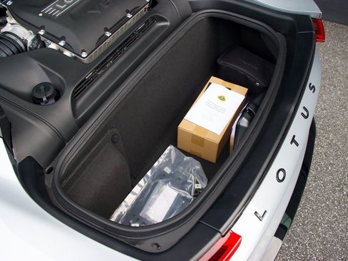 Used 2025 Lotus Emira image 20