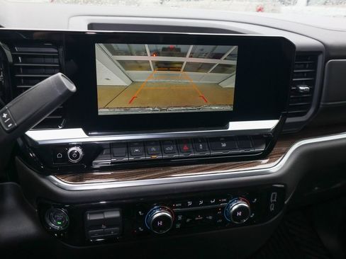 New 2026 GMC Sierra 1500 Elevation image 14