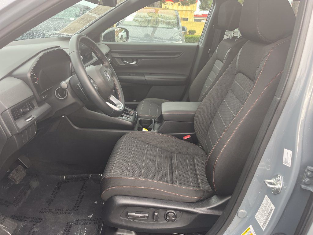 Used 2026 Honda CR-V Sport image 9