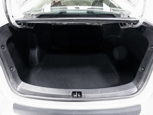 Certified 2023 Toyota Corolla LE image 10