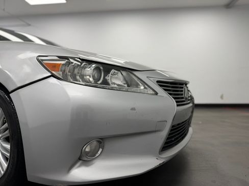 Used 2013 Lexus ES 350 w/ Luxury Pkg FWD image 15