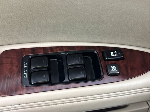 Used 2011 Toyota Avalon image 42