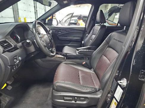 Used 2023 Honda Ridgeline Black Edition image 10