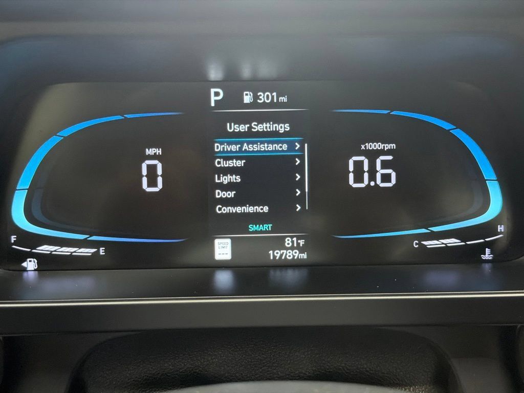 Certified 2025 Hyundai Elantra Sport FWD image 24