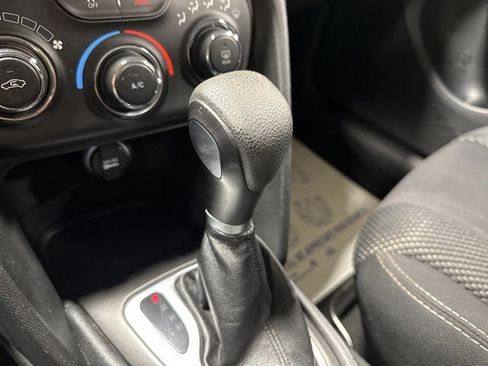 Used 2015 Dodge Dart SXT image 16